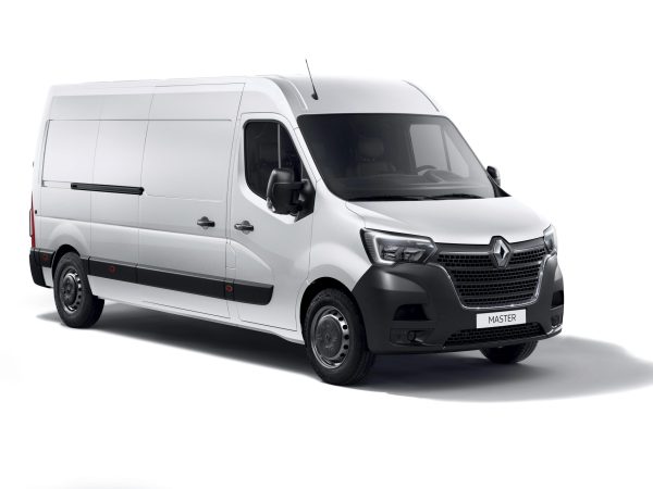 vale-pena-comprar-renault-master-furgao-france-amazonas-scaled-1