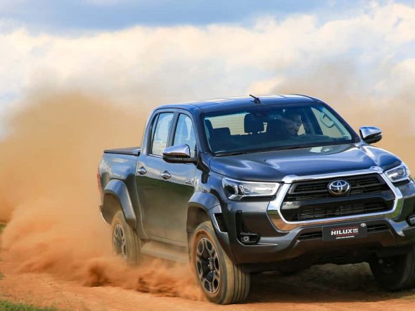 impressoes-rapidas-toyota-hilux-srx-plus