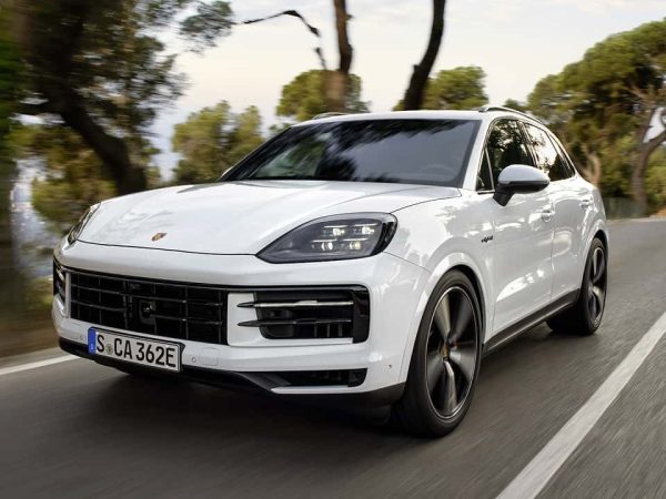 porsche-cayenne-s-e-hybrid-2023